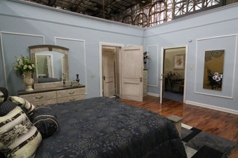 Enlarge photo 73