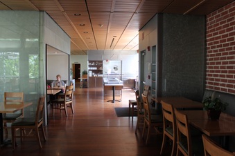 Enlarge photo 78