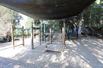 Enlarge photo 35