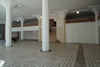 Enlarge photo 43