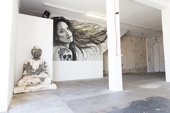 Enlarge photo 8