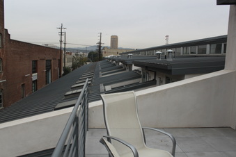 Enlarge photo 79