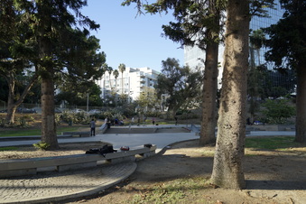 Enlarge photo 22