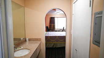 Enlarge photo 6