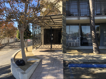 Enlarge photo 12