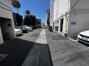 Enlarge photo 10