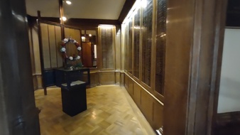 Enlarge photo 21