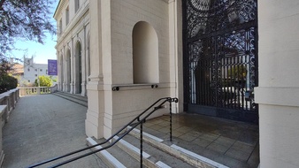 Enlarge photo 3