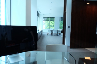 Enlarge photo 25