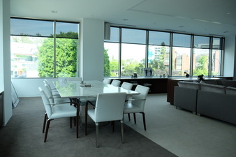 Enlarge photo 23