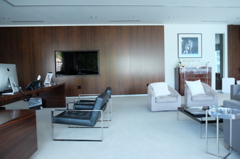 Enlarge photo 35