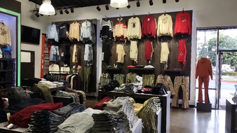 Enlarge photo 33