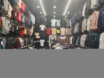 Enlarge photo 16