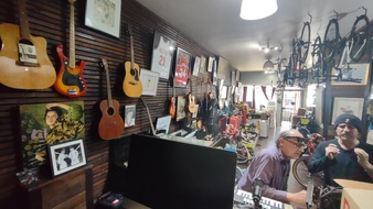 Enlarge photo 9
