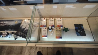 Enlarge photo 36