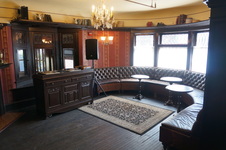 Enlarge photo 22