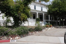 2606 N Madison Ave
