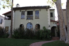139 N Mansfield