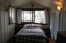 Enlarge photo 18