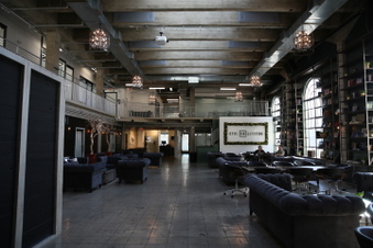 Enlarge photo 22
