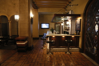 Enlarge photo 47