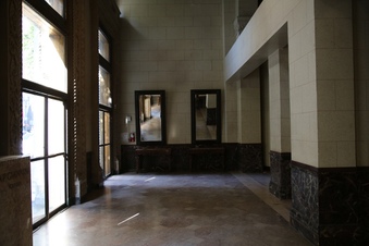 Enlarge photo 71