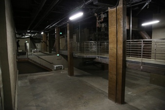 Enlarge photo 102