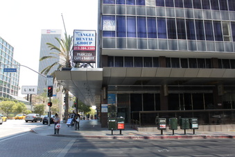 Enlarge photo 16