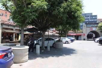 Enlarge photo 18
