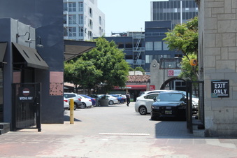 Enlarge photo 4