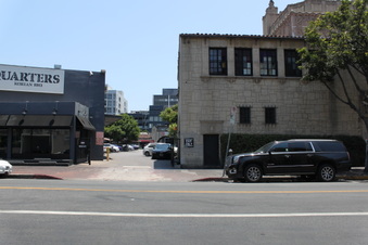 Chapman Plaza