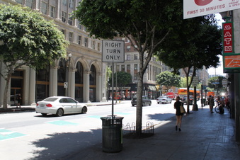 Enlarge photo 23