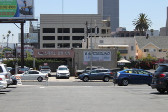 Enlarge photo 11