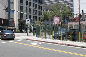 Enlarge photo 23
