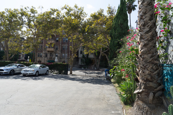 Enlarge photo 10