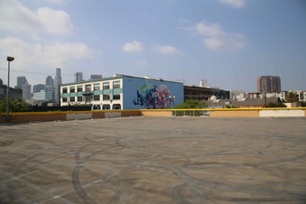 Enlarge photo 61