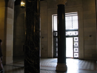 Enlarge photo 12