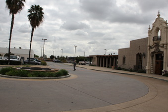Enlarge photo 13
