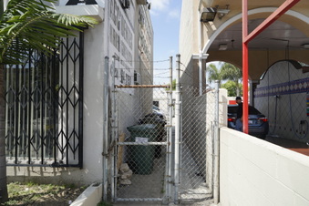 Enlarge photo 19