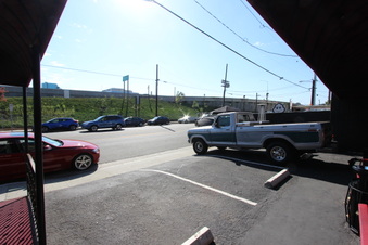 Enlarge photo 13