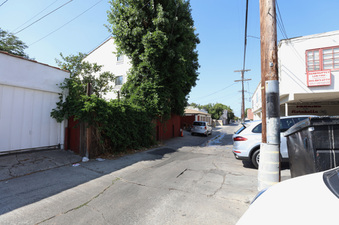 Enlarge photo 11