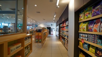 Enlarge photo 15