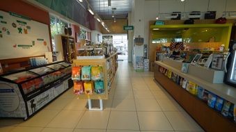 Enlarge photo 11