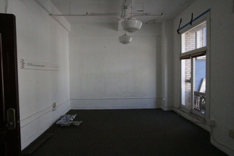 Enlarge photo 32