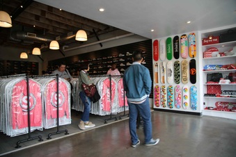 Enlarge photo 8