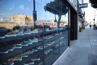 Enlarge photo 4