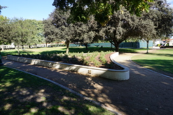 Enlarge photo 25
