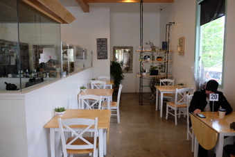 Enlarge photo 11