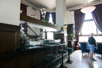 Enlarge photo 21