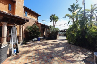 Enlarge photo 34